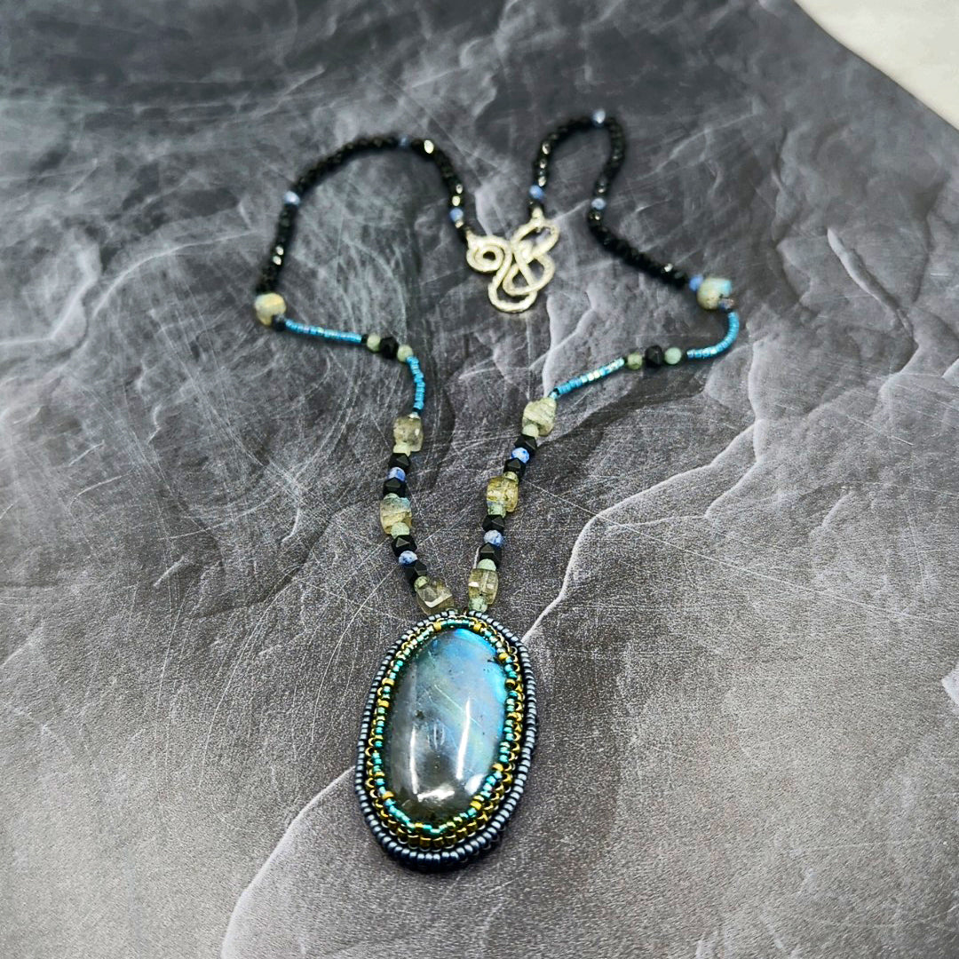 Dark Star Gemstone Pendant Necklace 4