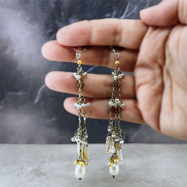 Iris' Choice Pearl Earrings 3