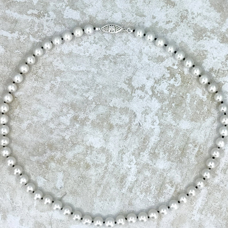 On His Mind Pearl Necklace 6