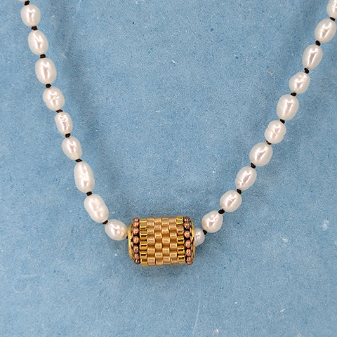 Pearl Floater Necklace, Gold 5