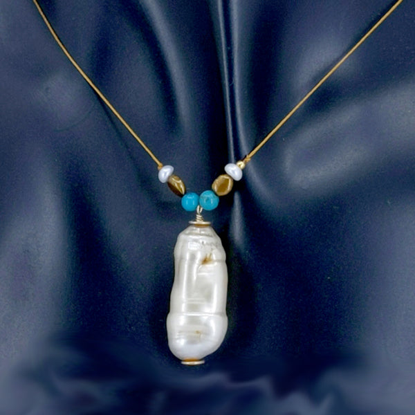 Flirting Seaside Pearl Necklace 4