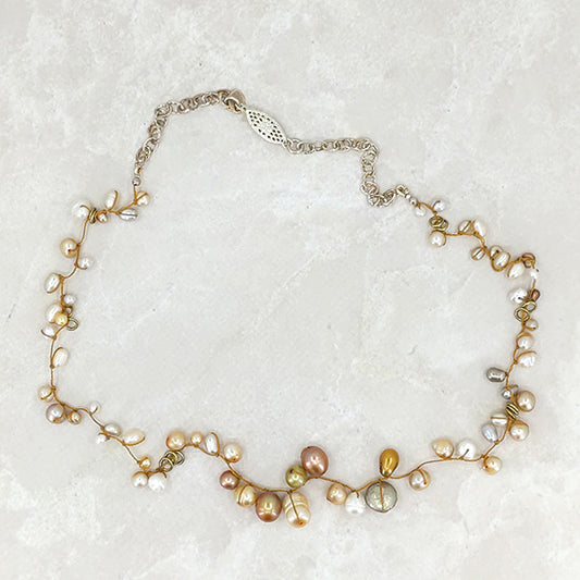 Half Halo Golden Pearls Necklace Secondary