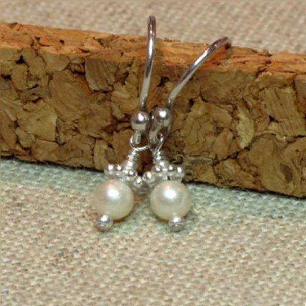 Simple Pearl Drop Earrings , Earrings - No Roses Mad Pearls, No Roses Jewelry Artisan Jewelry Los Angeles - 1