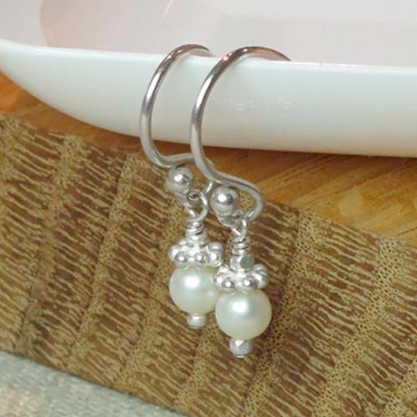 Simple Pearl Drop Earrings , Earrings - No Roses Mad Pearls, No Roses Jewelry Artisan Jewelry Los Angeles - 3