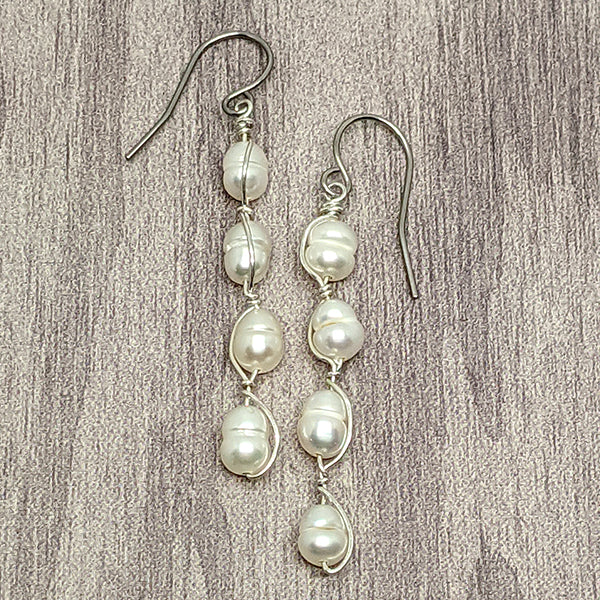 Willow Earrings White Pearl 5