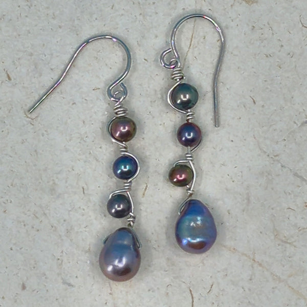 Vines Earrings Blue Pearl