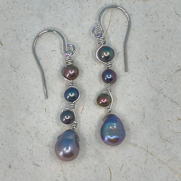 Vines Earrings Blue Pearl