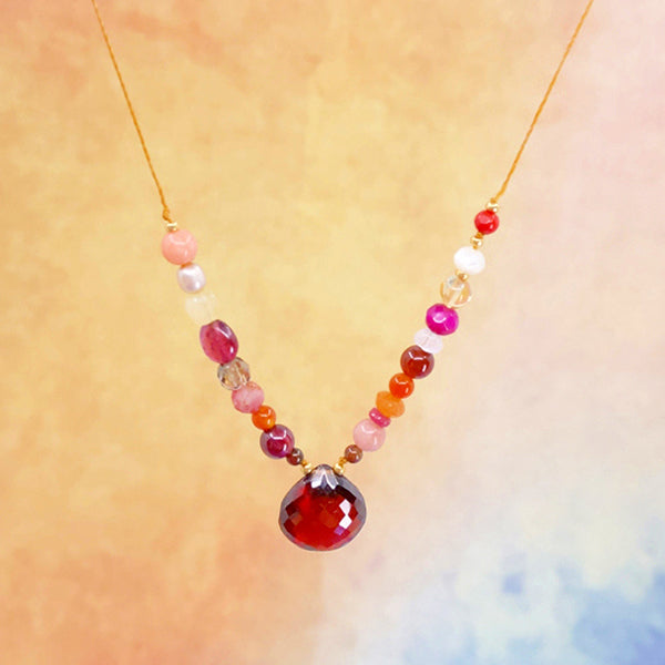 Amuse Garnet Necklace