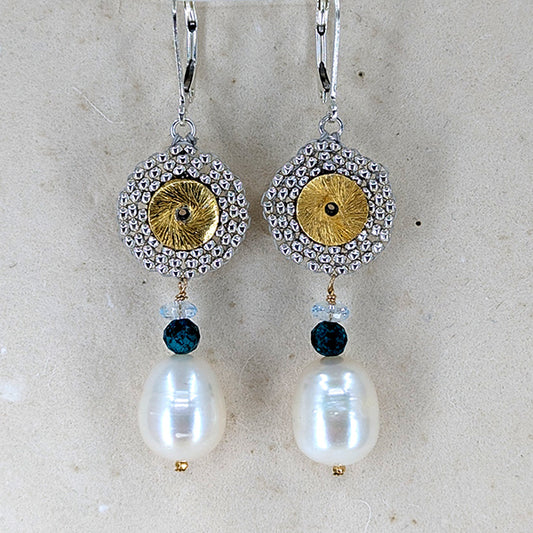 Double Lucky Pearl Earrings Secondary
