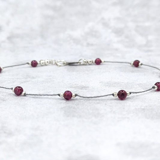 Simple Silk Bracelet Red Garnet