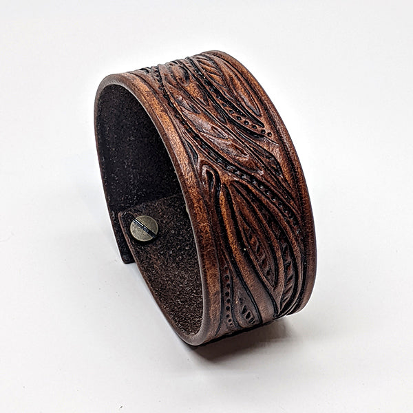Adjustable black soft leather cuff bracelet with O ring – AV LEATHERCRAFT